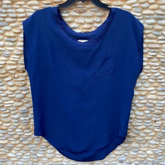 NWT! Chaser Midnight Blue Cap Sleeve Scoop Neck Blouse Size Medium Soft - Picture 1 of 4